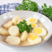 Eggs in Mustard Sauce